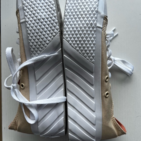 Converse Chuck Taylor All Star canvas platform sneakers in light twine - Picture 6 of 7